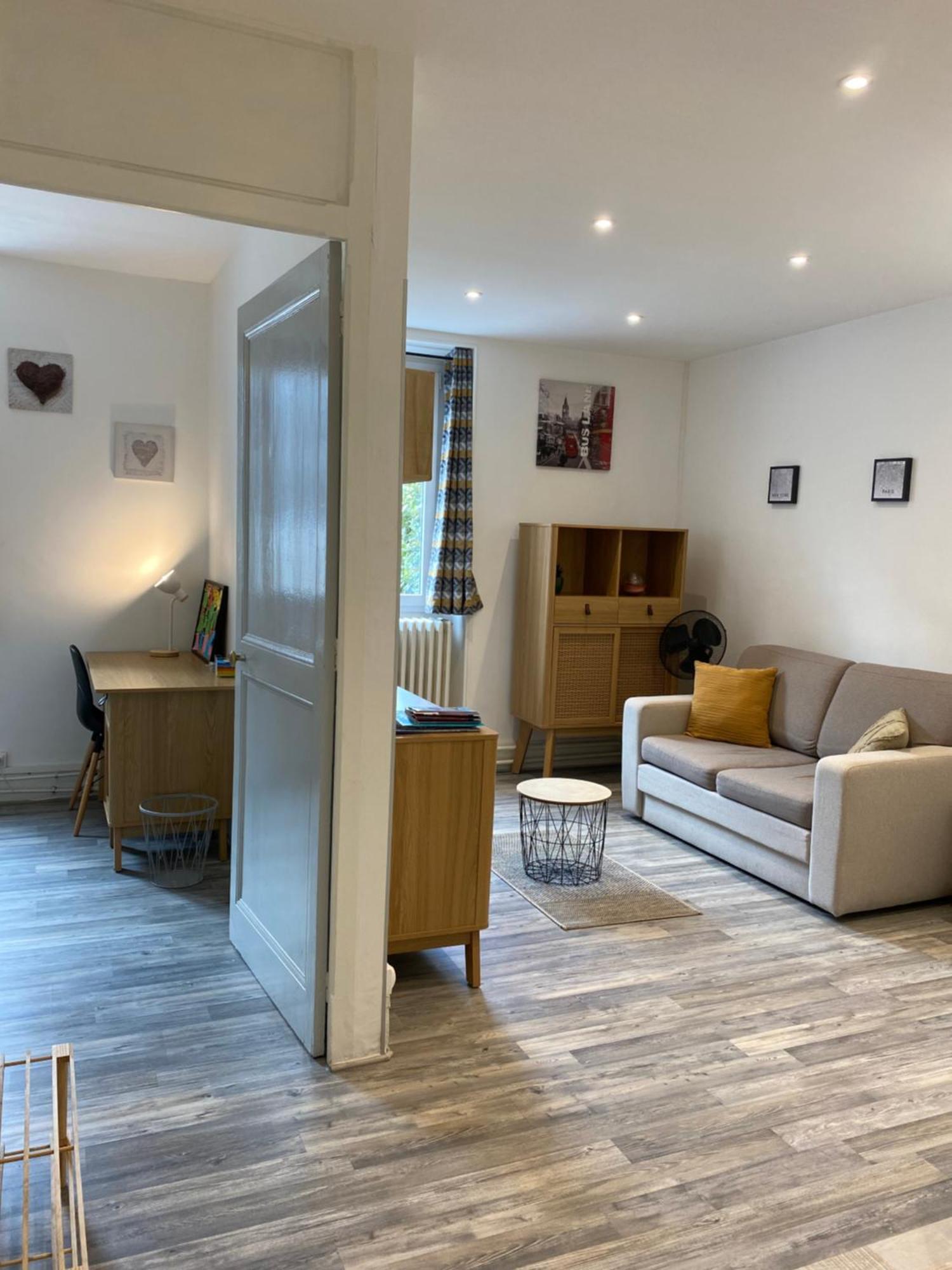 Appart' rénové 2022 avec goût, proche commodités Chambéry Exterior foto